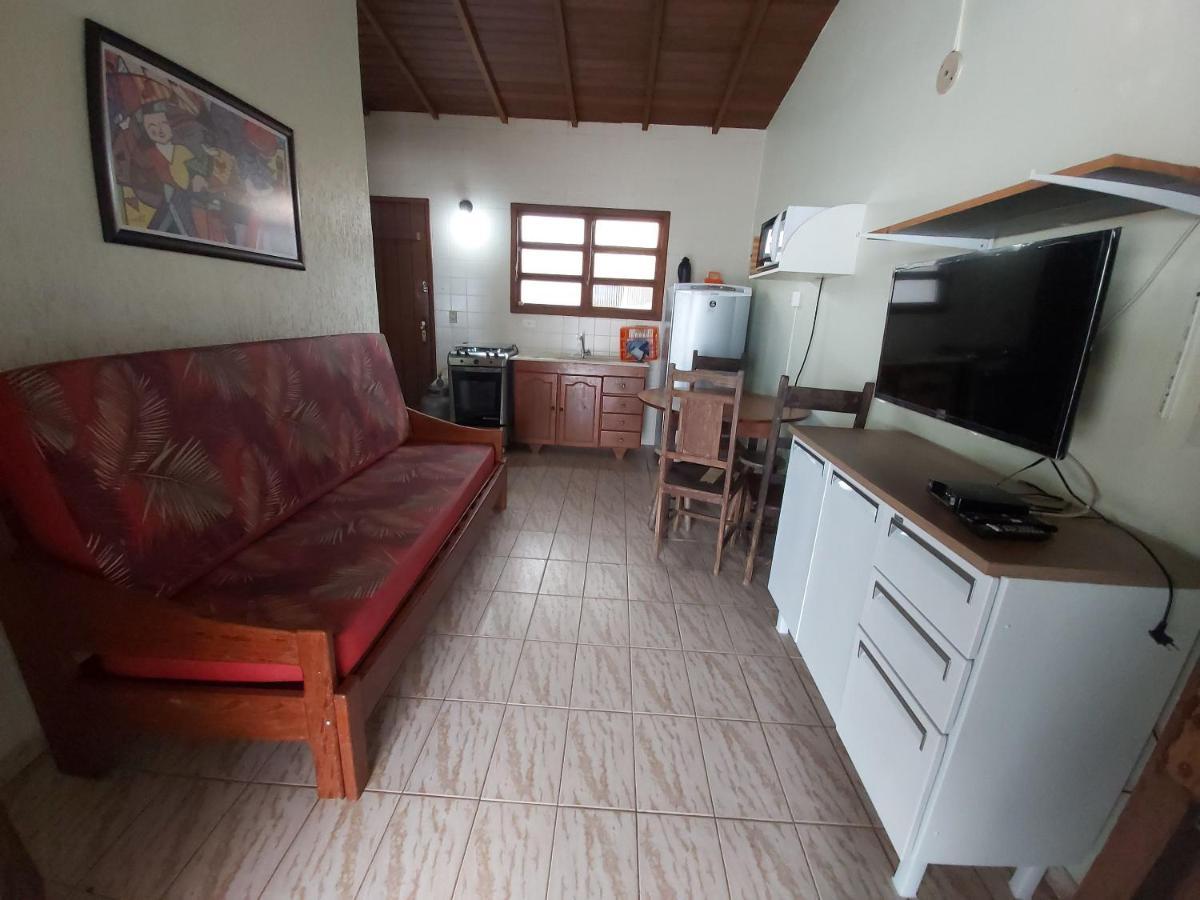 0006.02 - Maranduba - Chale - 1 Dorm - 5 Pess - 3 Quadras Do Mar - Piscina Coletiva - Wifi Villa Ubatuba Dış mekan fotoğraf