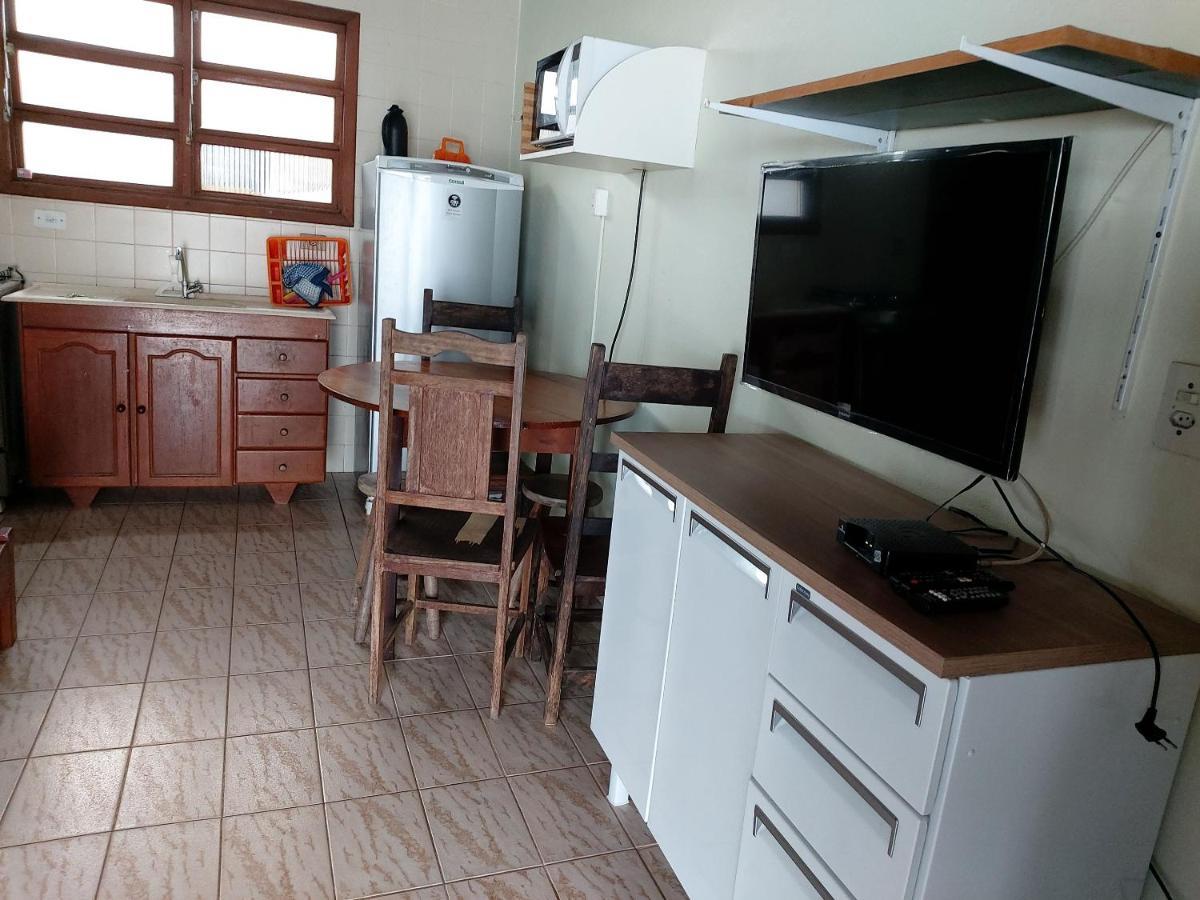 0006.02 - Maranduba - Chale - 1 Dorm - 5 Pess - 3 Quadras Do Mar - Piscina Coletiva - Wifi Villa Ubatuba Dış mekan fotoğraf